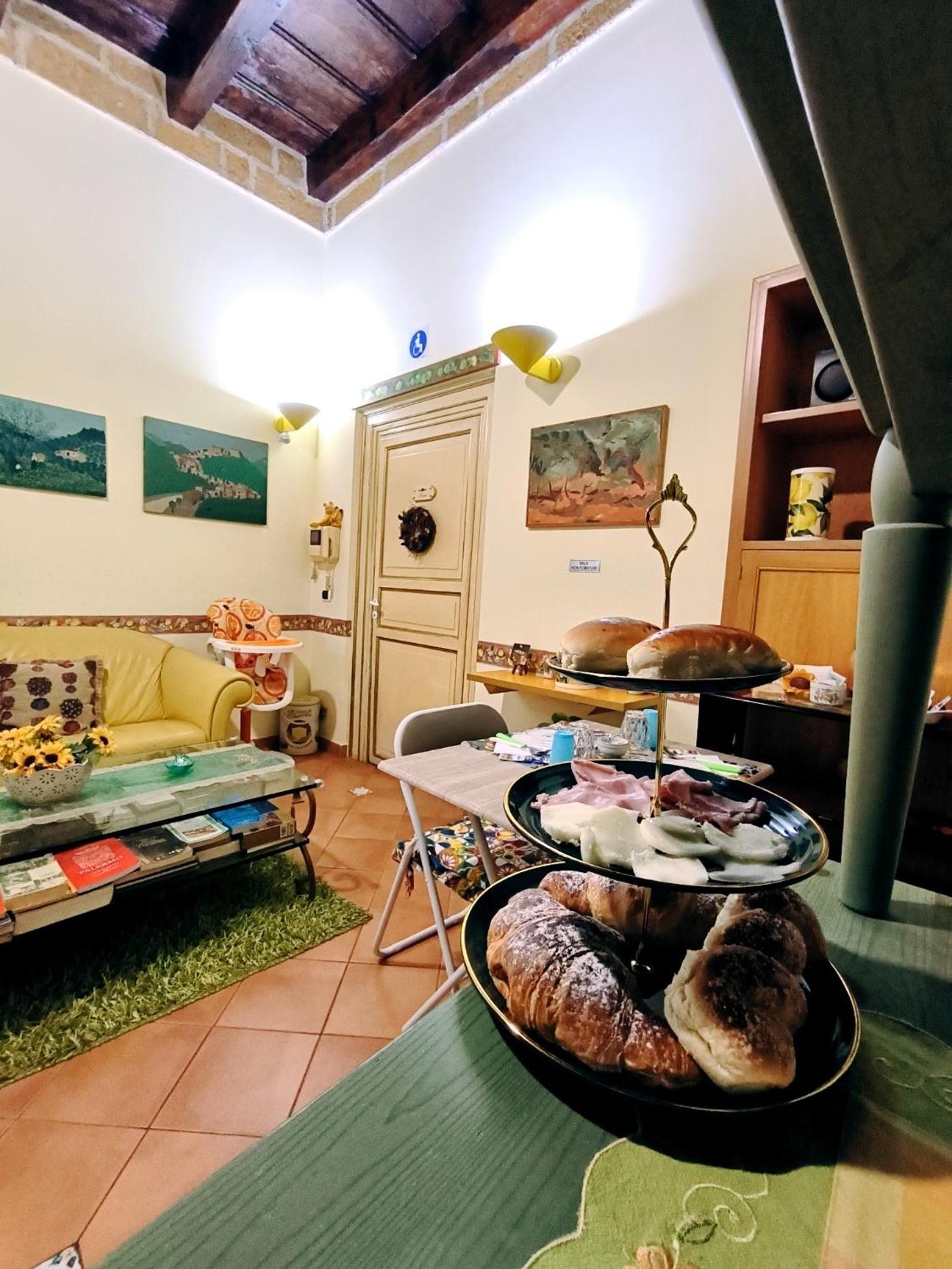 Vittorio Emanuele Rooms Di Prinzi Palermo Buitenkant foto