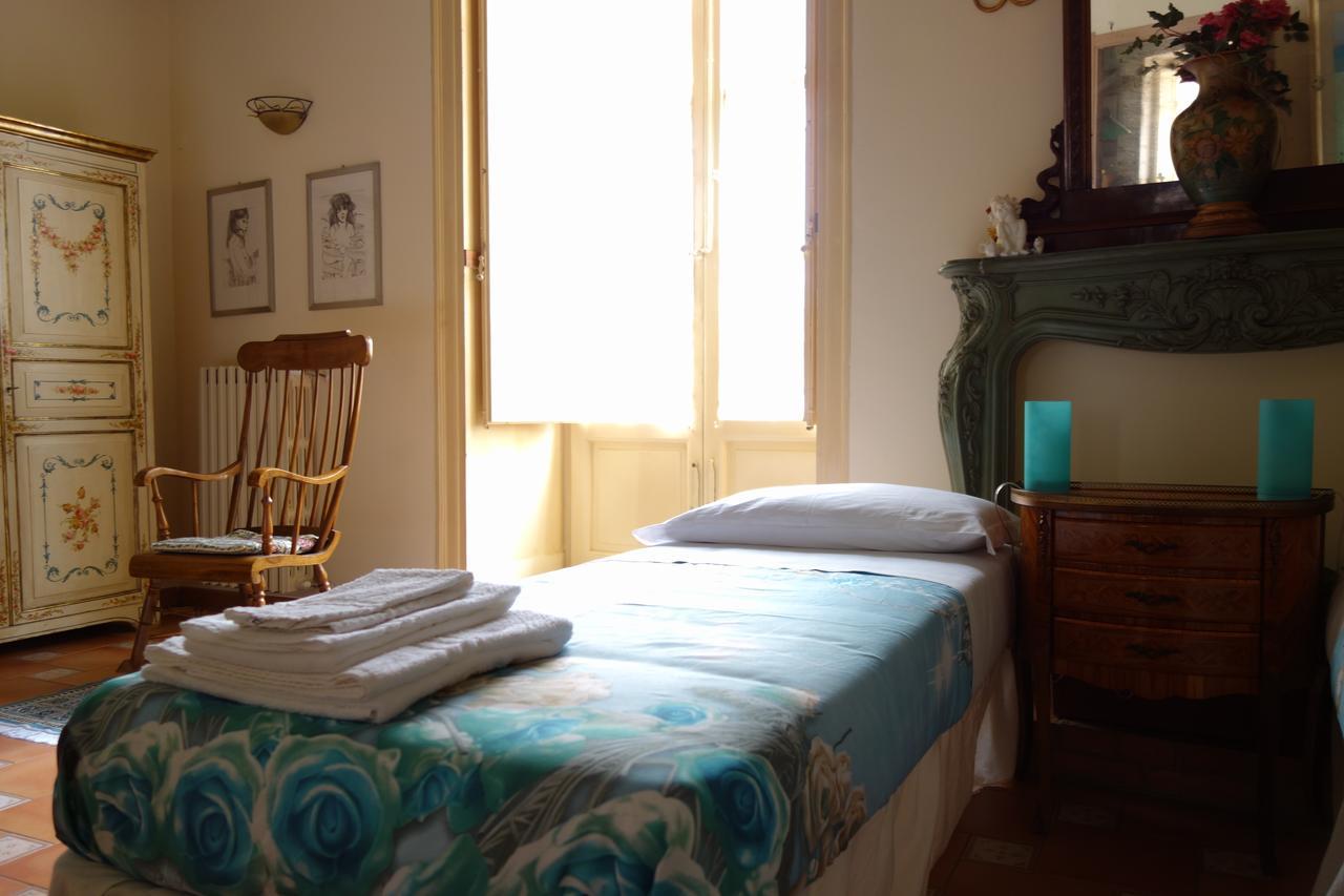 Vittorio Emanuele Rooms Di Prinzi Palermo Buitenkant foto